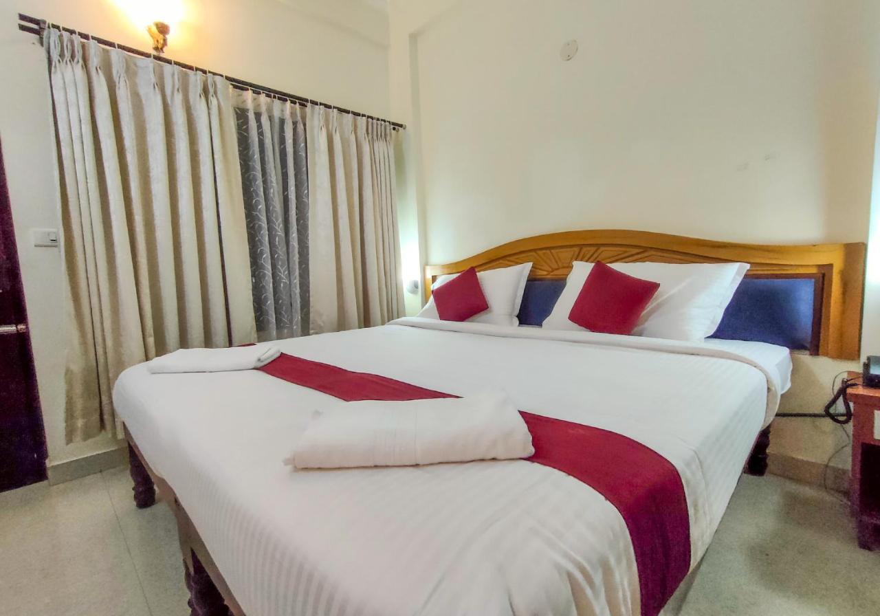 Ayurlaya Beach Retreat Kovalam Exterior foto